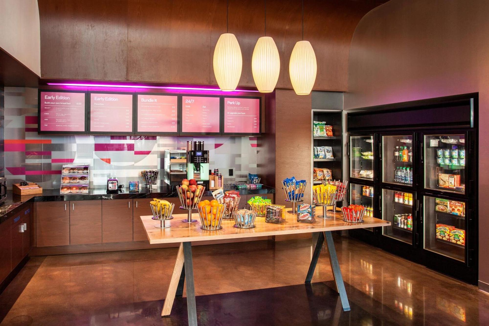 Готель Aloft Boston Seaport District Екстер'єр фото