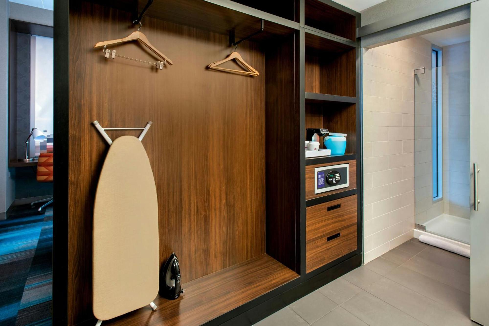 Готель Aloft Boston Seaport District Екстер'єр фото
